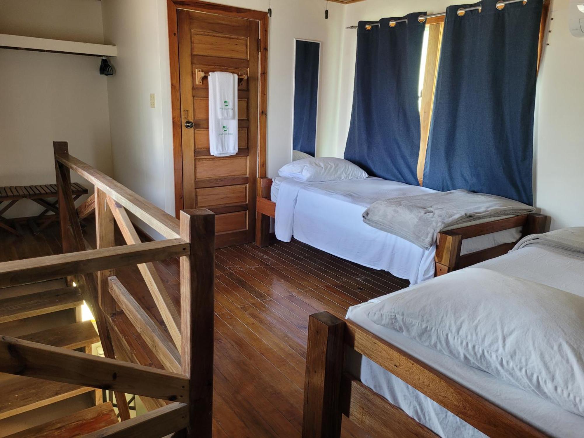 Ashton Court Belize Hotel Belize City Exterior foto