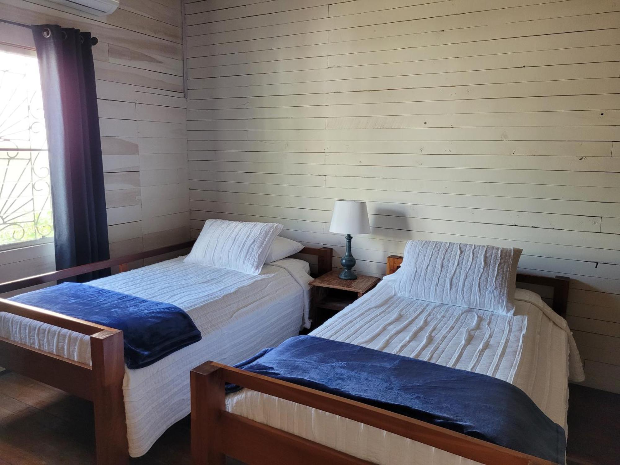 Ashton Court Belize Hotel Belize City Exterior foto